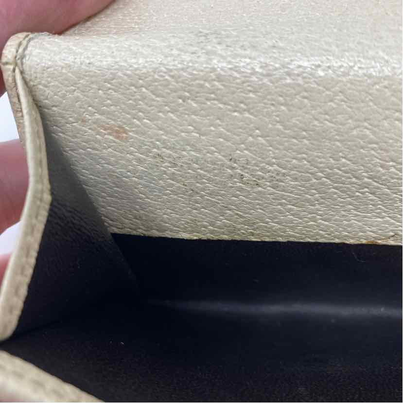 Pre-Owned Gucci Monogram Canvas Designer Wallet