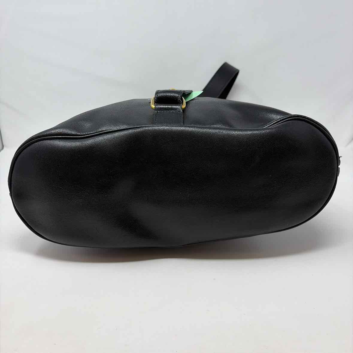 Pre-Owned Longchamp Black Leather Handbag