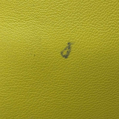 Pre-Owned Chanel Chartreuse Leather Designer Handbag