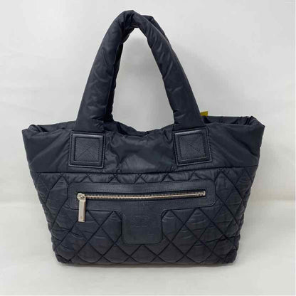 Pre-Owned Chanel Black Nylon Designer Handbag