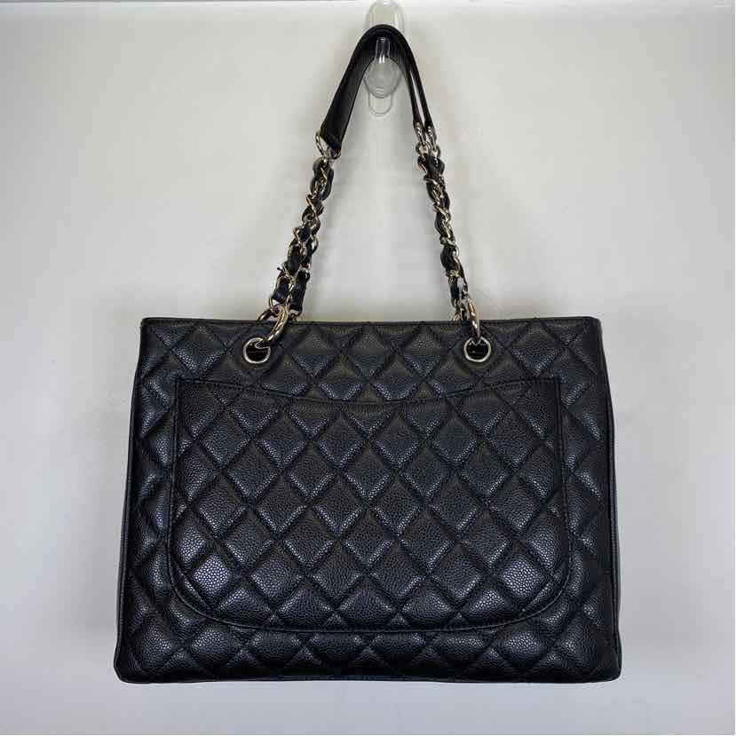 Pre-Owned Chanel Black Leather Designer Handbag