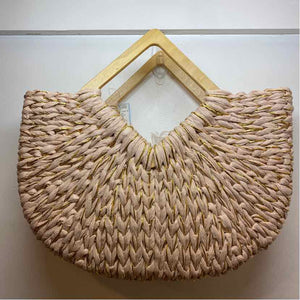 Pre-Owned Pink Wicker Handbag