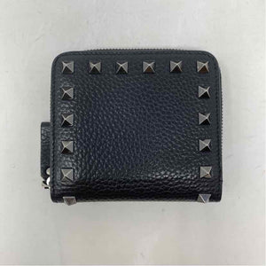 Pre-Owned Valentino Black Leather Designer Wallet