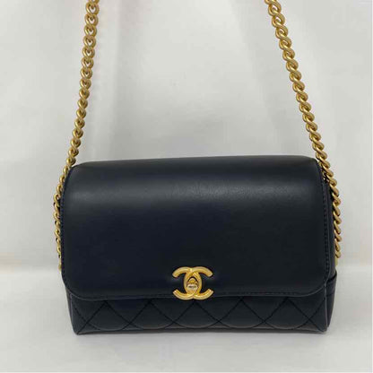 Pre-Owned Chanel Black Leather Designer Handbag