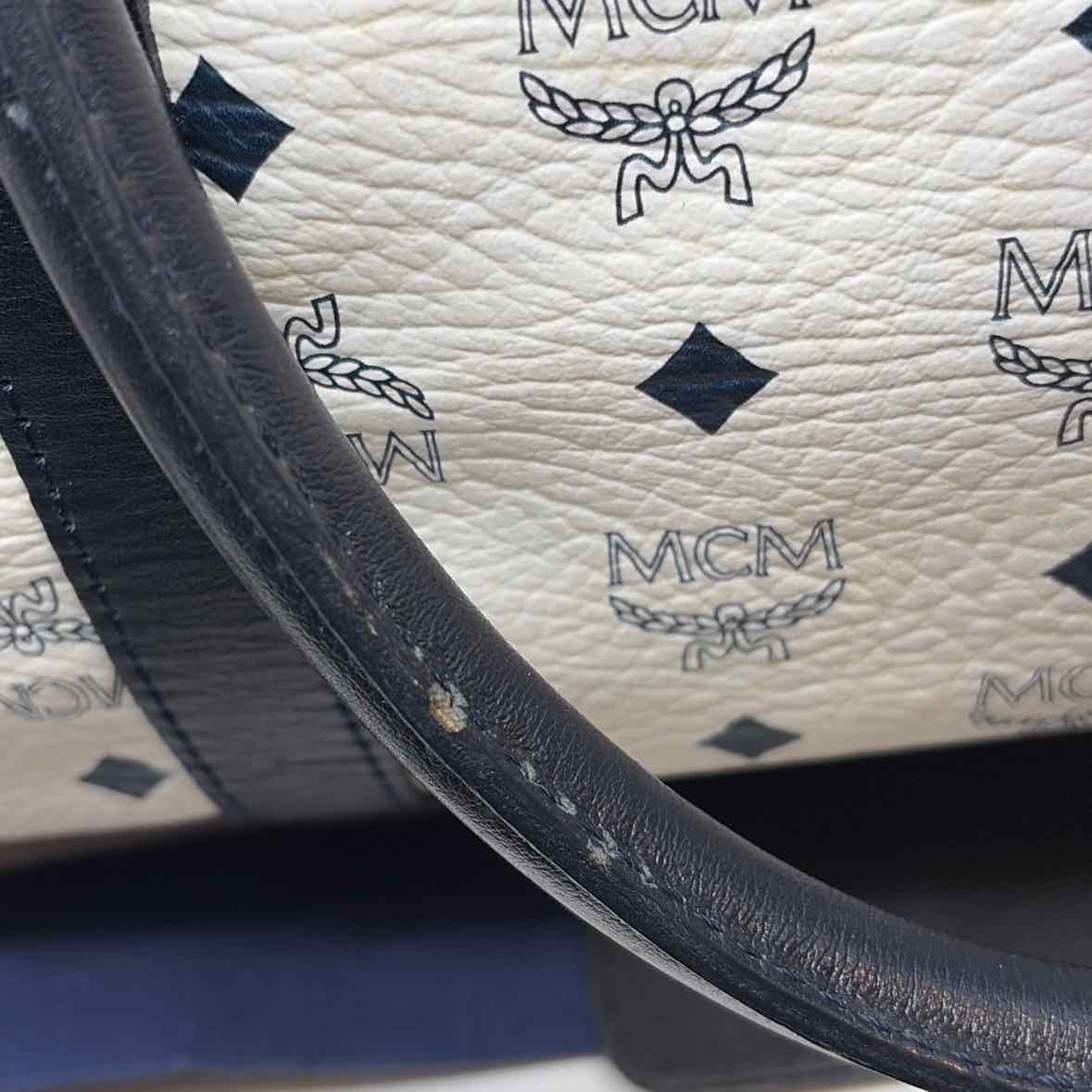 Pre-Owned MCM White Leather Designer Handbag