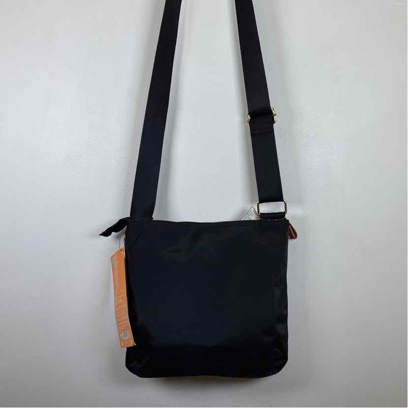 Pre-Owned Brics Black Multi Nylon Handbag