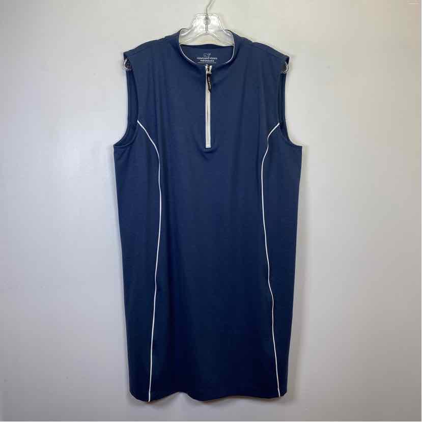 Pre-Owned Size XL Vineyard Vines Navy Casual Dress