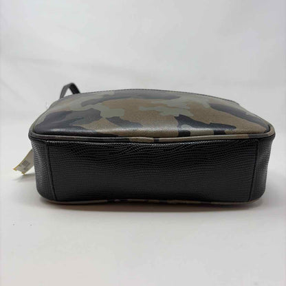 Pre-Owned Gili Camo Leather Handbag