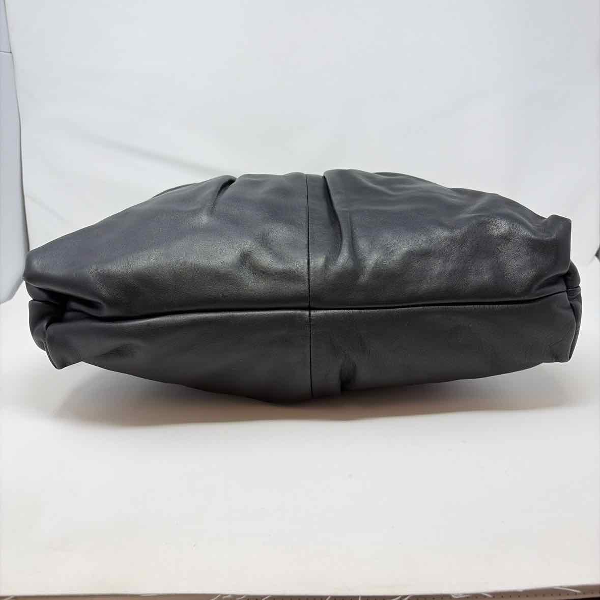 Pre-Owned Made in Italy Black Leather Handbag