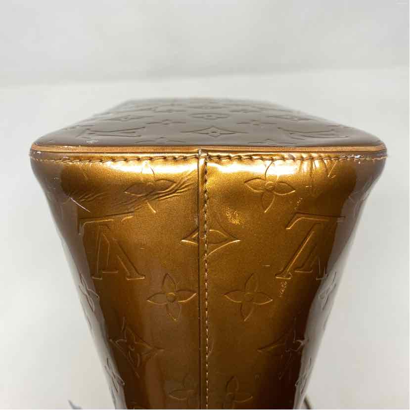 Pre-Owned Louis Vuitton Bronze Patent Designer Handbag