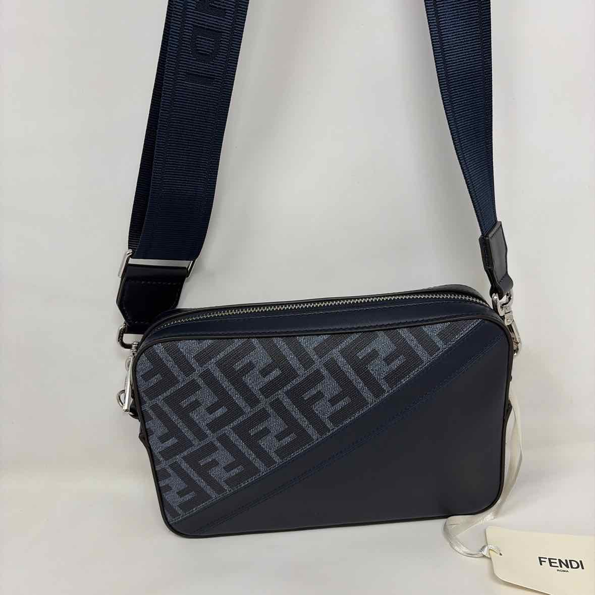 Pre-Owned Fendi Navy Leather Designer Handbag