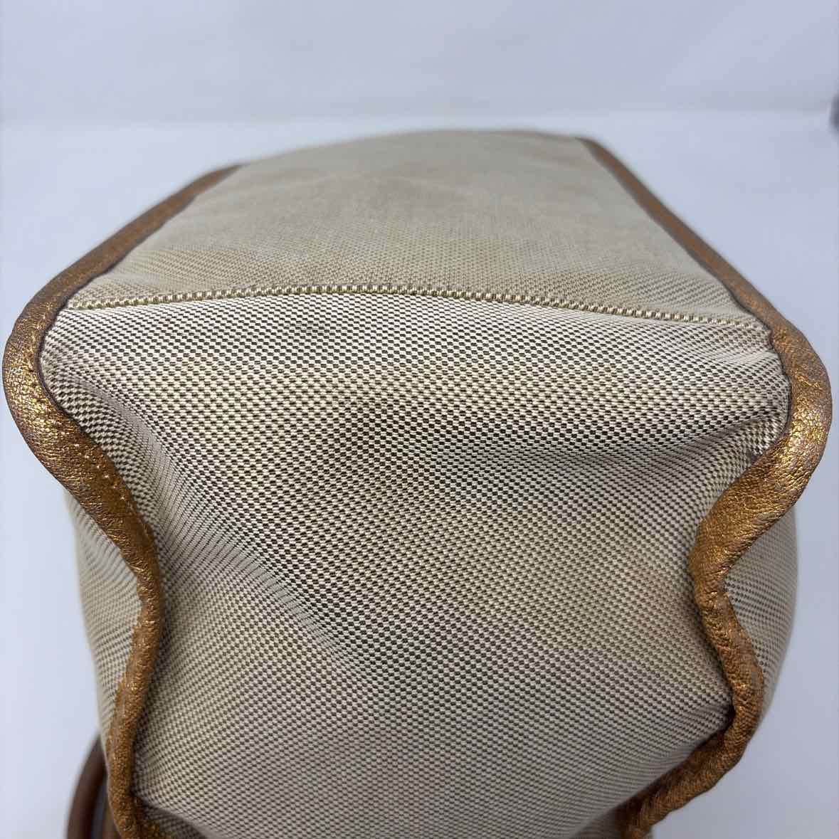 Pre-Owned Chloe Beige Canvas Designer Handbag