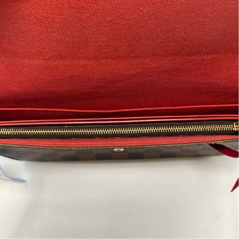 Pre-Owned Louis Vuitton Damier Eben Canvas Designer Handbag