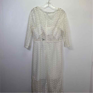 Pre-Owned Size 8/M BCBGMAXAZRIA White Casual Dress