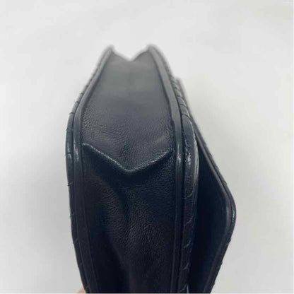 Pre-Owned Chanel Black Lambskin Designer Handbag