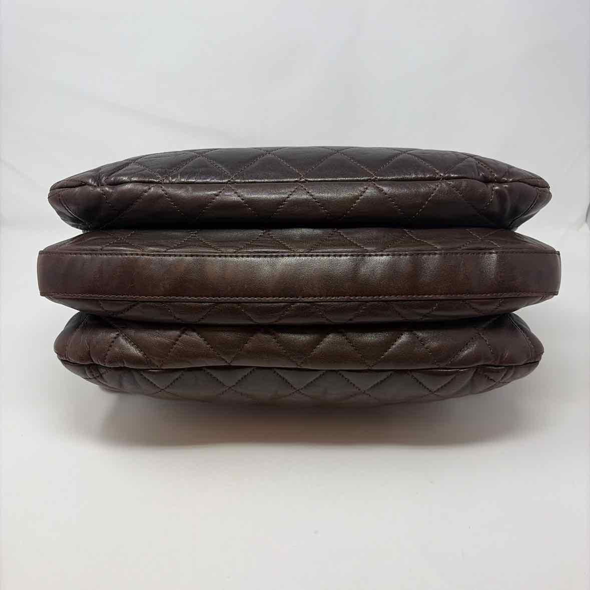 Pre-Owned Chanel Brown Leather Designer Handbag
