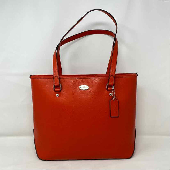 Pre-Owned Coach Red Leather Handbag