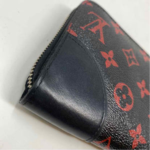 Pre-Owned Louis Vuitton Black Canvas Designer Wallet