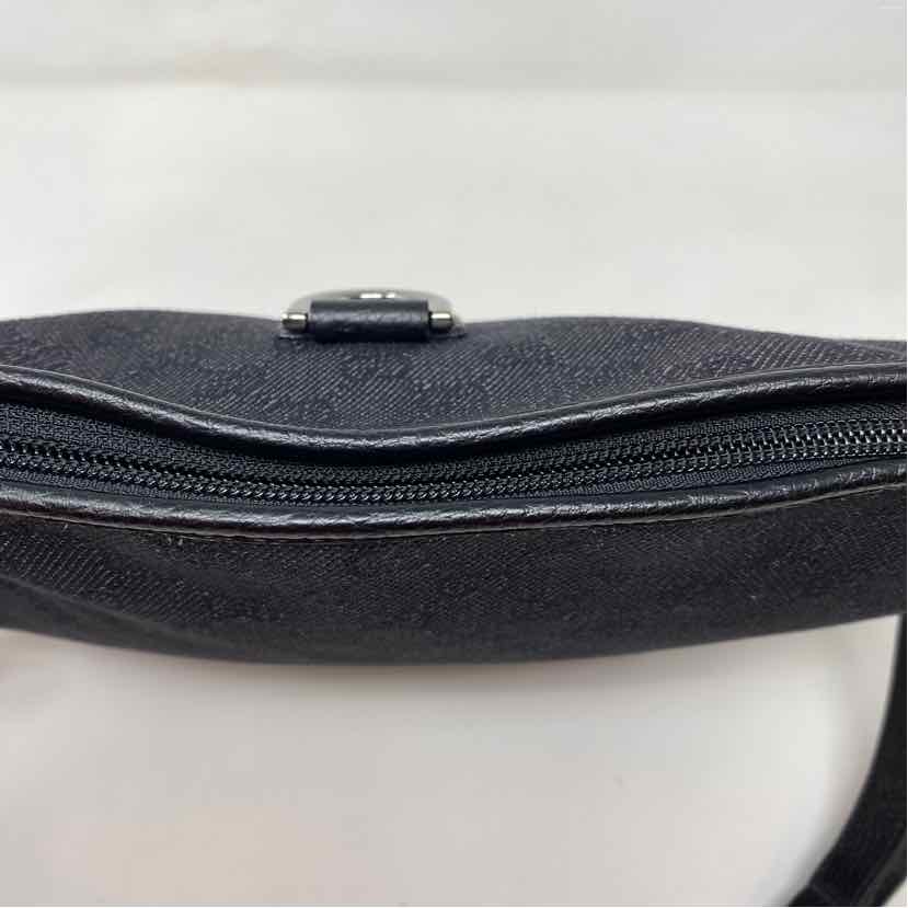 Pre-Owned Gucci Denim Canvas Designer Handbag