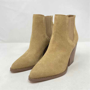 Pre-Owned Shoe Size 9 BP Tan Booties