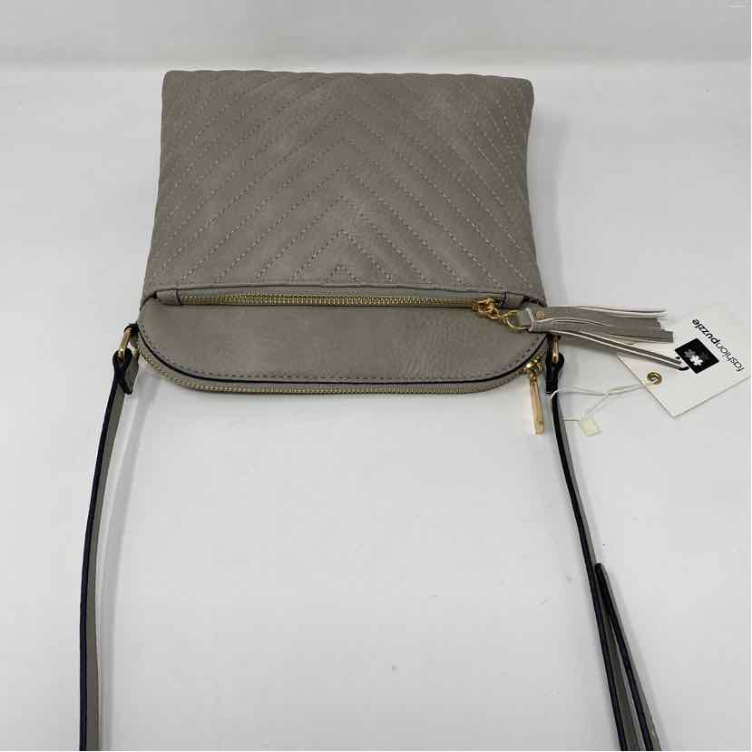 Pre-Owned fashionpuzzle Grey Leather Handbag
