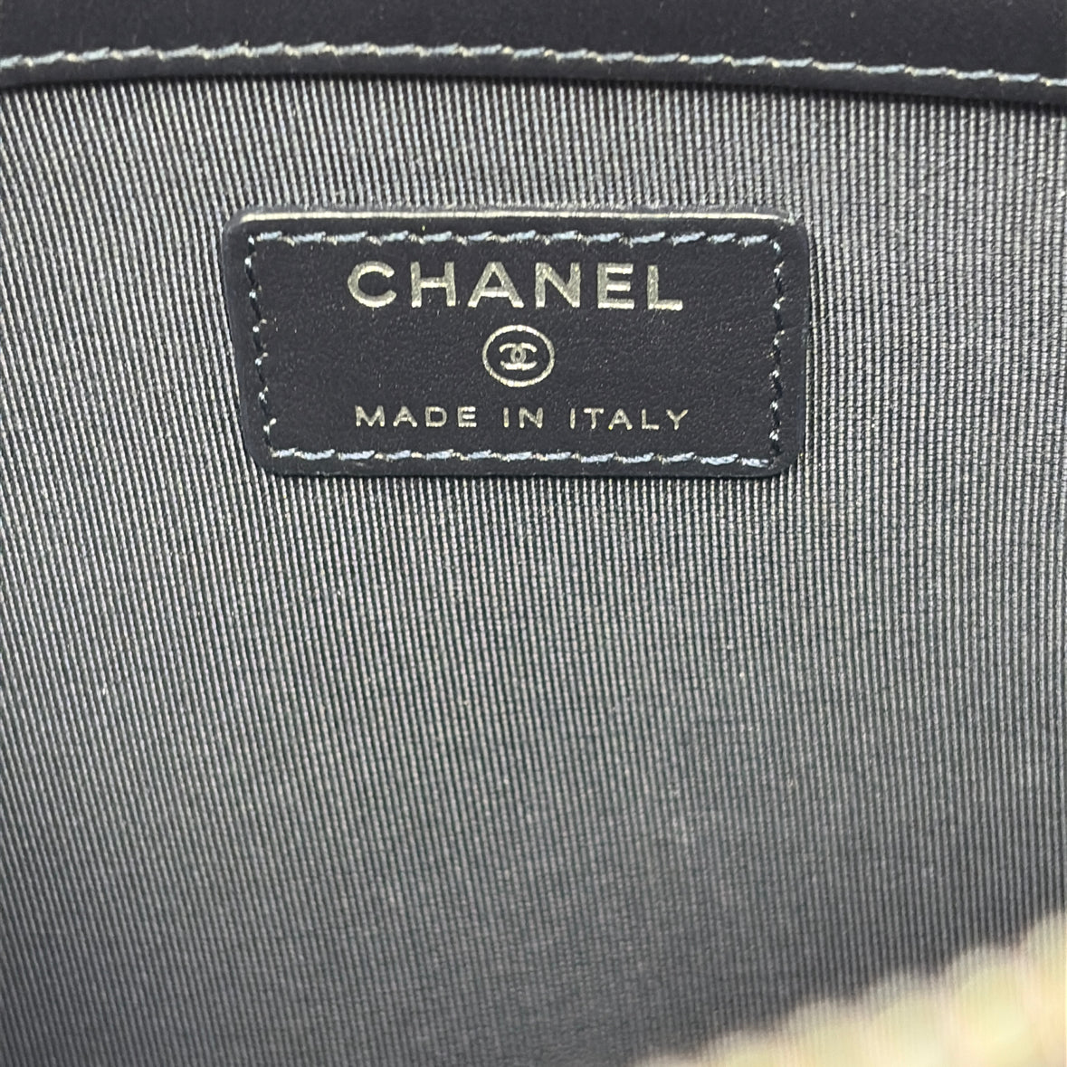 Pre-Owned Chanel Navy Canvas Designer Handbag