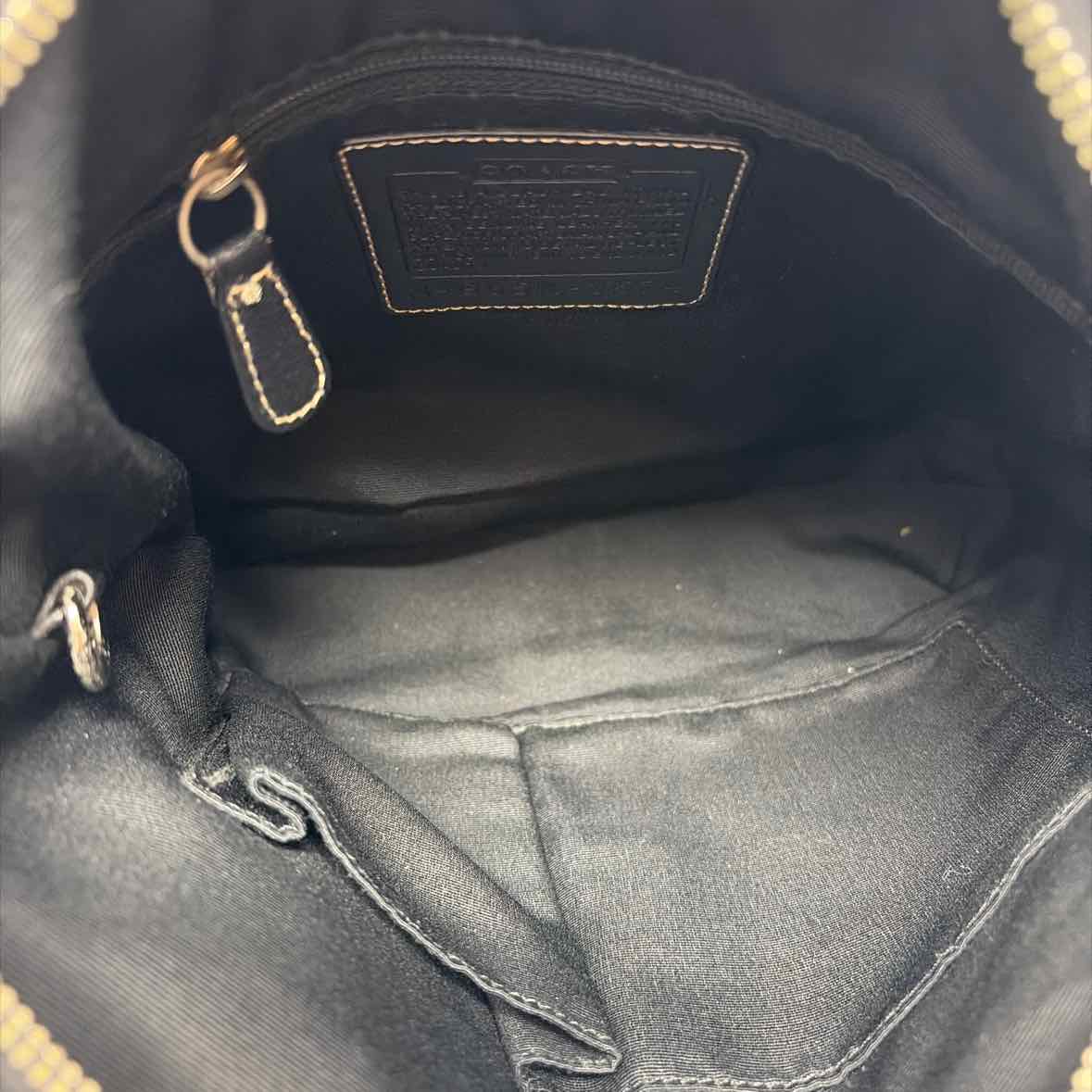 Pre-Owned Coach Black Fabric Handbag