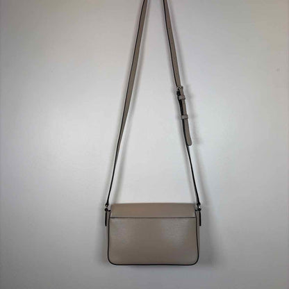 Pre-Owned DKNY Taupe Leather Handbag