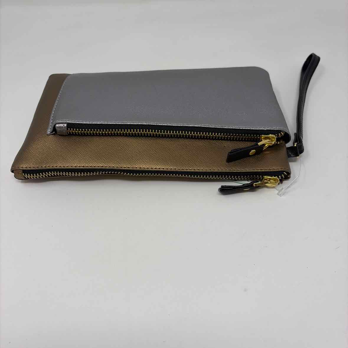 Pre-Owned Neiman Marcus Gold/Silver Coated Canvas Handbag