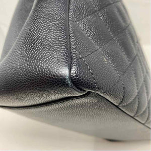Pre-Owned Chanel Black Leather Designer Handbag