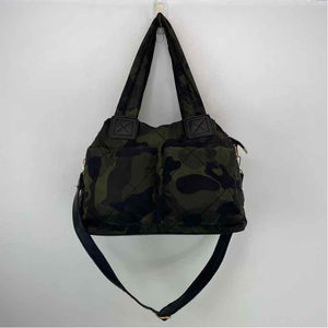 Pre-Owned Boutique Camo Nylon Handbag