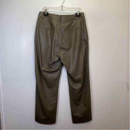 Pre-Owned Size 32/L AG Jeans Olive Pants