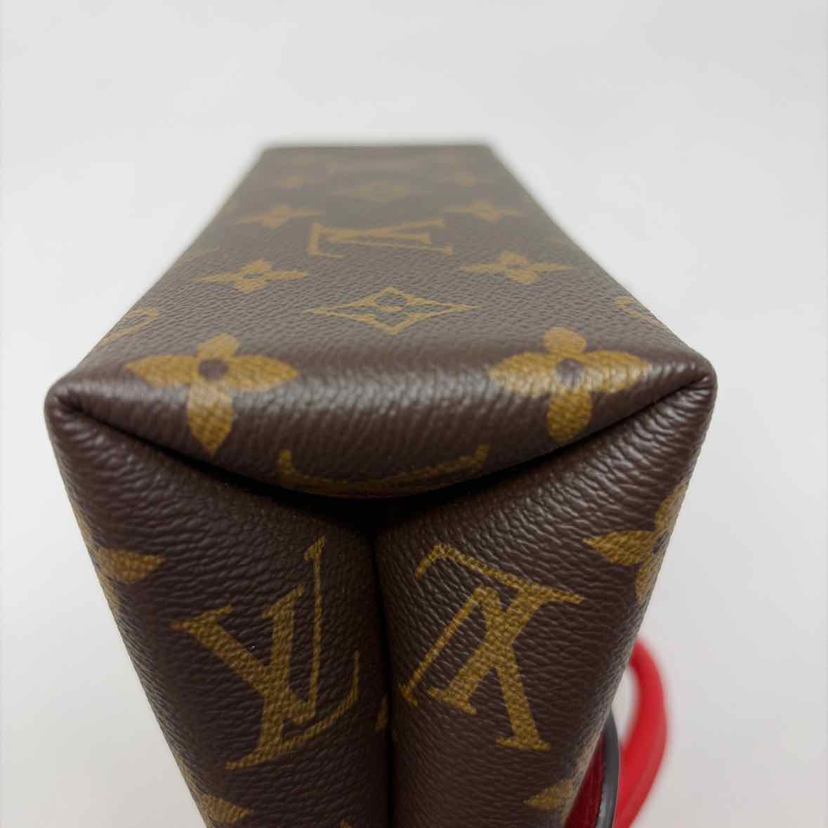 Pre-Owned Louis Vuitton Red Canvas Designer Handbag