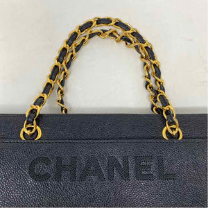 Pre-Owned Chanel Black Leather Designer Handbag