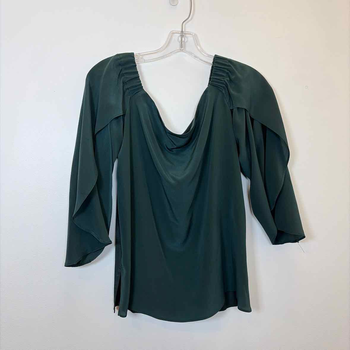 Pre-Owned Size M Bailey 44 Green Top