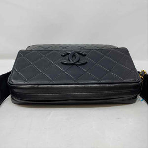 Pre-Owned Chanel Black Leather Designer Handbag