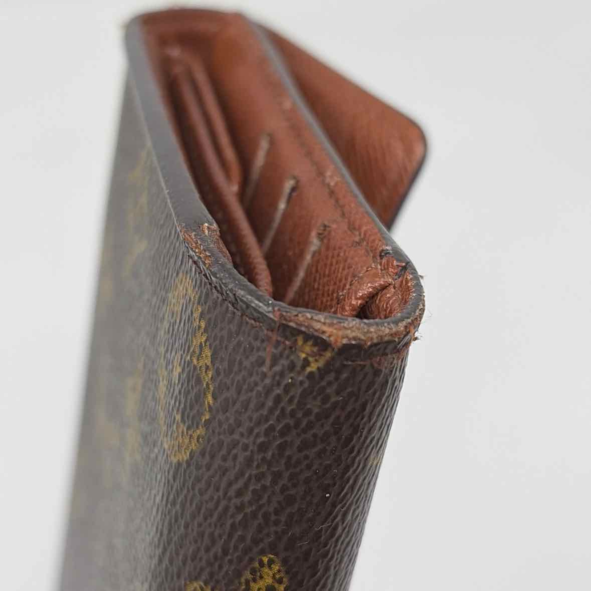 Pre-Owned Louis Vuitton Brown Coated Canvas Designer Wallet