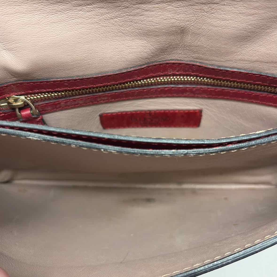 Pre-Owned Valentino Red Leather Designer Handbag