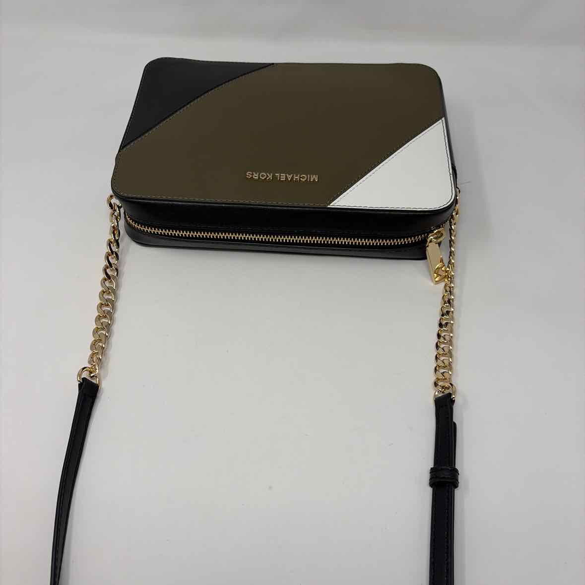 Pre-Owned MICHAEL by Michael Kors Olive Leather Handbag