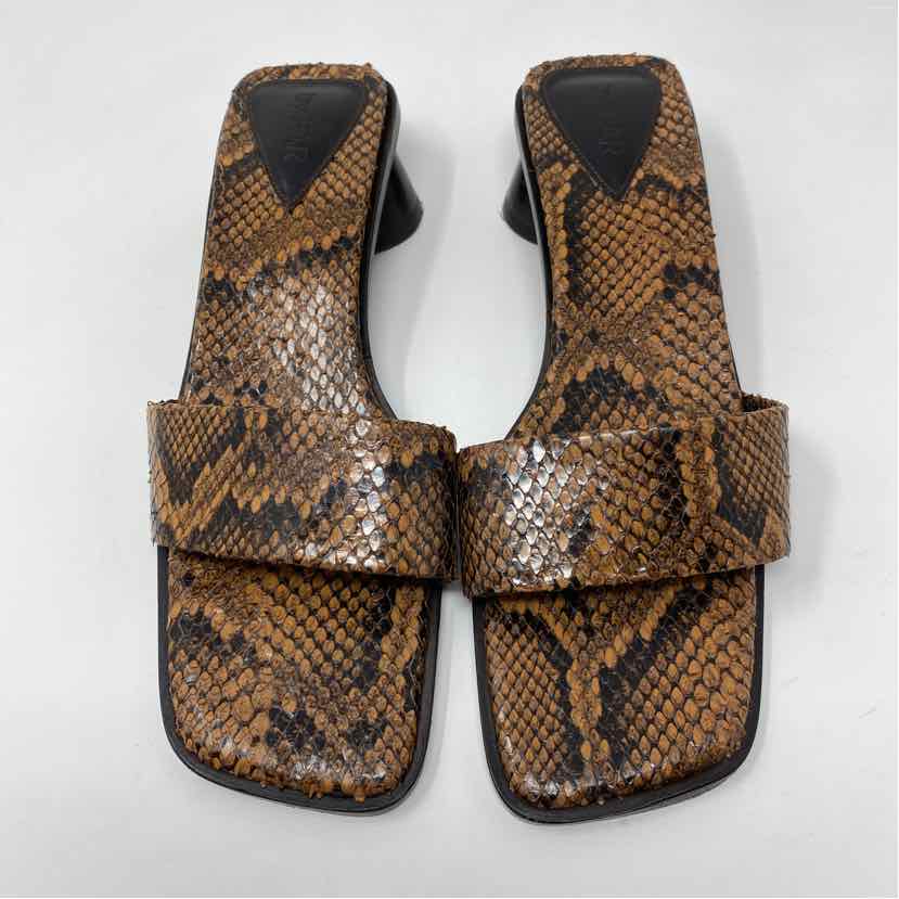 Pre-Owned Shoe Size 9.5 By Far Brown Print Heels