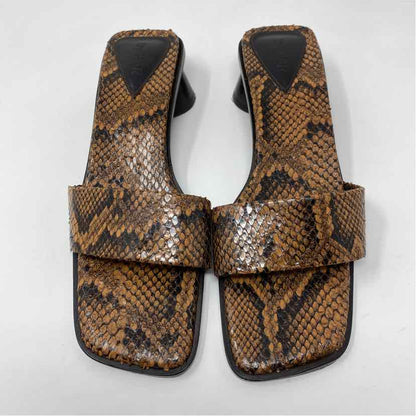Pre-Owned Shoe Size 9.5 By Far Brown Print Heels