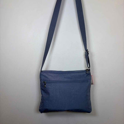 Pre-Owned Kipling Periwinkle Nylon Handbag
