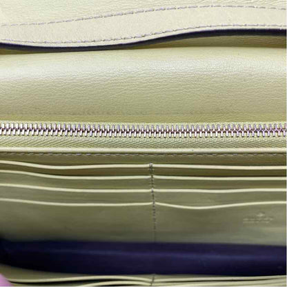 Pre-Owned Gucci Chartreuse Leather Designer Handbag
