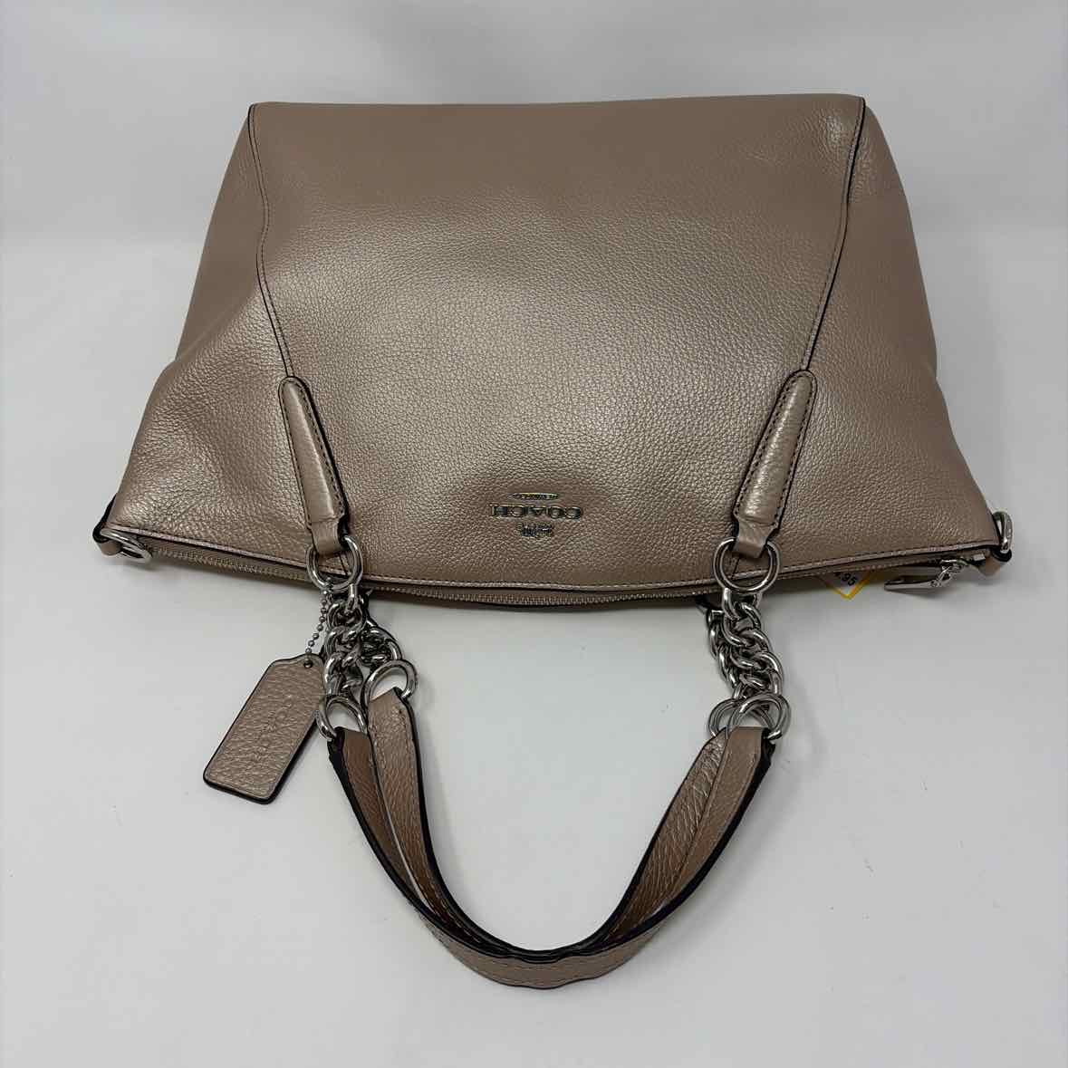 Pre-Owned Coach champagne Leather Handbag
