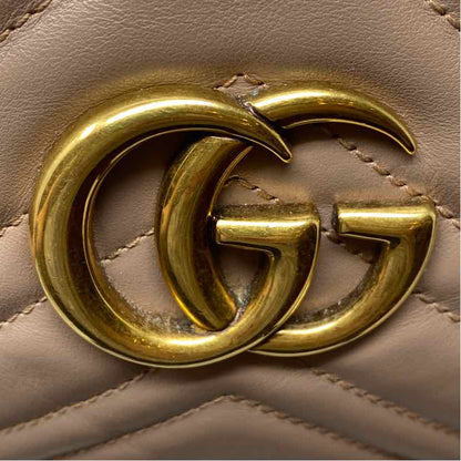 Pre-Owned Gucci Mauve Leather Designer Handbag