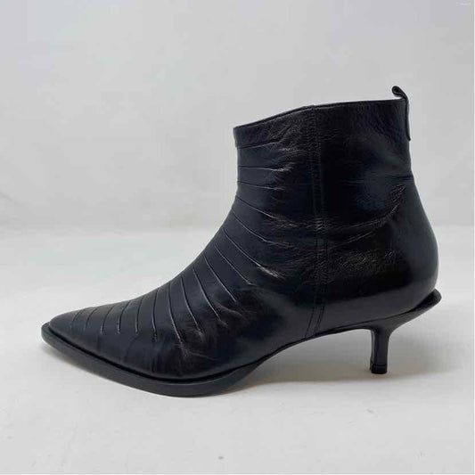 Pre-Owned Shoe Size 8.5 Blay Black Booties