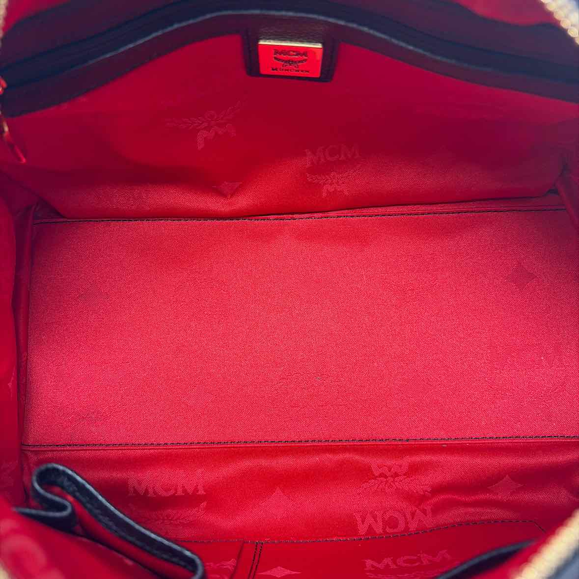 Pre-Owned MCM Black Leather Designer Handbag