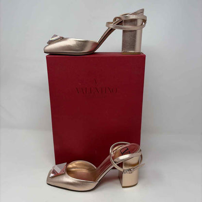 Pre-Owned Valentino Pink Leather Shoe Size 7.5 Designer Shoes