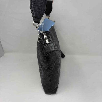 Pre-Owned Gucci Black Leather Designer Handbag