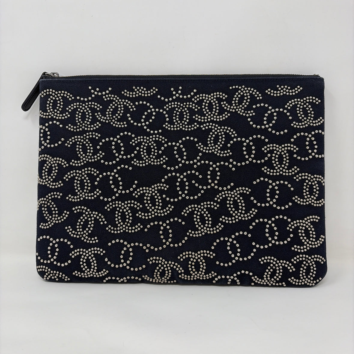 Pre-Owned Chanel Navy Canvas Designer Handbag